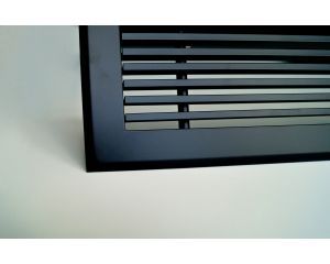 Grille de reprise ailettes droites 400x400 noire