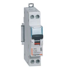 Disjoncteur DNXÂ³ 4500 courbe C 32A LG